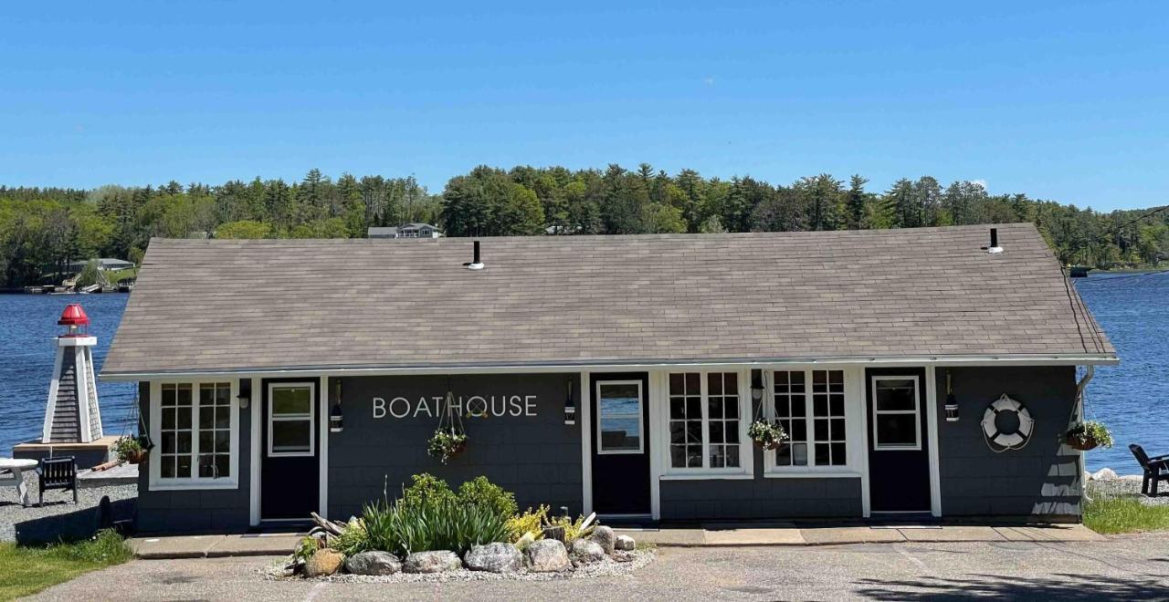 Lighthouse Motel And Cottages Bridgewater Exterior foto
